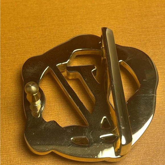 Louis Vuitton Monogram Brown Reversible Belt with Gold Buckle - Picture 2 of 10